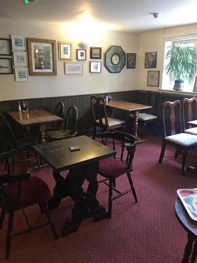 The Old Ham Tree Holt (Wiltshire)